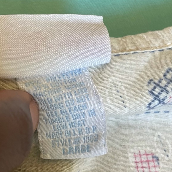 Tan Quilted Patchwork Patterned Scrub Top - Picture 3 of 5